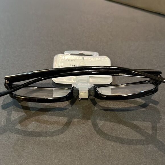 Nice Sturdy Readers by Foster Grant in Black. 1.25  1.50 nwt - Picture 4 of 4